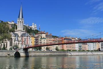Fototapeta na wymiar Saint Georges Kościół w Lyonie