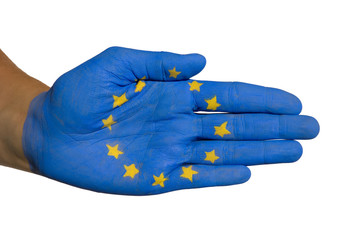 Hand auf die Europaflagge gemalt ist