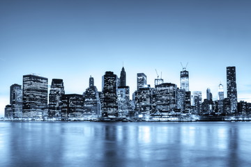 New York Skyline monochromatique.
