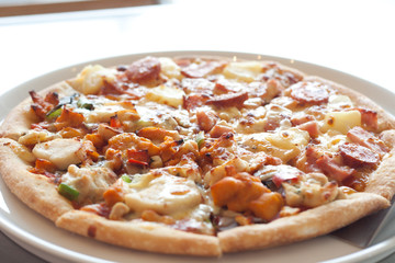 Pizza Aloha.