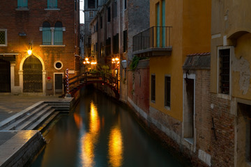 Fototapeta na wymiar Wenecja, romantyczne miasto.