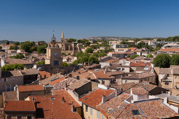Fototapeta na wymiar City of Salon de Provence in the South of France