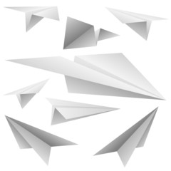 White paper planes isolated o white