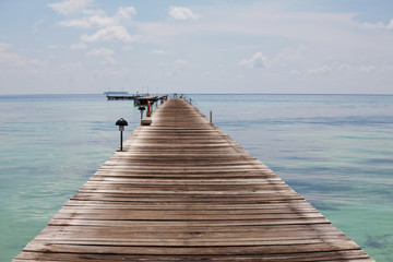 Fototapeta premium Boardwalk on beach