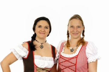 zwei hübsche Frauen im Dirndl