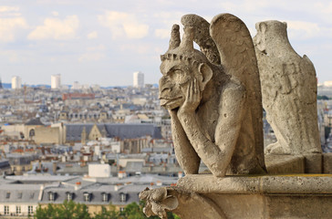 Chimera on Notre Dame Cathedral, Paris - obrazy, fototapety, plakaty