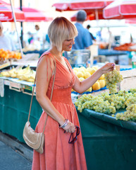 woman on market place