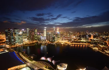 Gordijnen Singapore city night © eranda