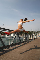 Fototapeta premium Ballerina, salto sol ponte