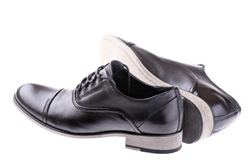A pair of men's shoes
