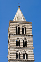 Fototapeta na wymiar Belltower Cathedral of Viterbo. Lazio. Włochy.