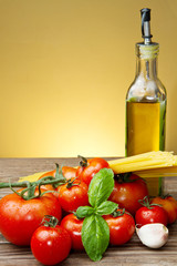 Raw spaghetti with tomatoes