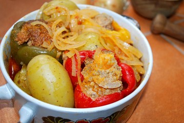 gefüllte Paprikaschoten