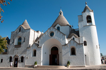 Fototapeta premium Trulli Alberobello, Parrocchia Sant'Antonio da Padova