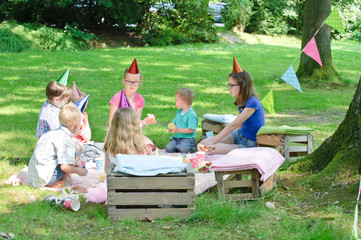 Kindergeburtstag im Park