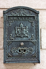 Naklejka premium Antique mail box