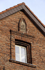 Obraz premium Relief am CVJM-Gebäude in Lemgo