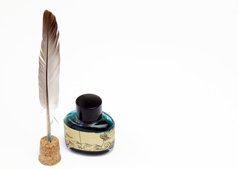 Tintero y pluma