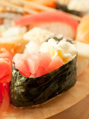 cream-sushi with tuna around sushi set