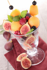 fresh fruits salad and mint