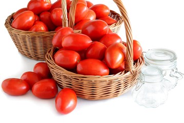 tomatoes for cooking preserves