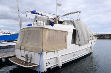Yacht