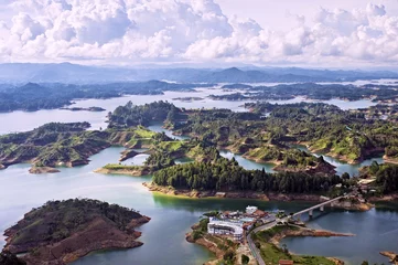 Fototapeten Aerial View of Guatape Lake, Colombia © dlrz4114