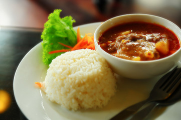 rice and Beef or chicken mussaman curry