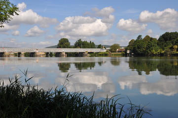 Reflets sur la Seine à POSES (EURE)