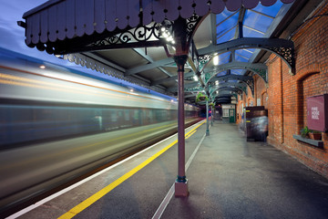 Train station at night - 44326435