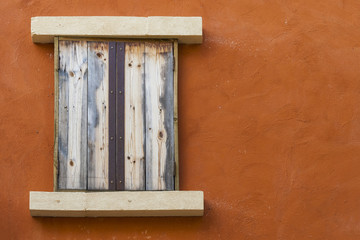 Retro window and wall