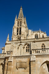 Fototapeta na wymiar South Face of Burgos katedry gotyckiej. Hiszpania