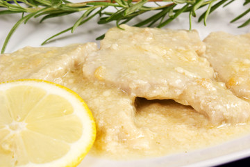 scaloppine latte e limone