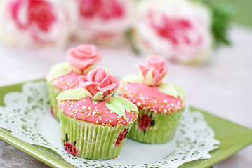 Wedding cupcakes