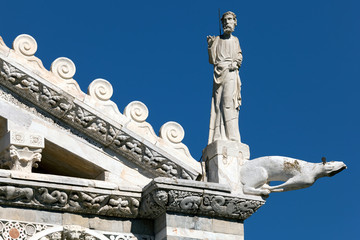 Obraz premium Gargoyle at the Cathedral of Pisa