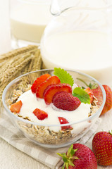 Müsli mit ERdbeeren