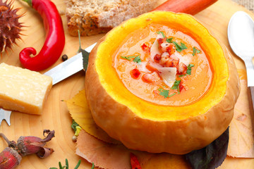 Rustic pumpkin soup