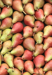 some delicious juicy pears