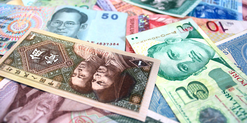 Banconote dell'Oriente