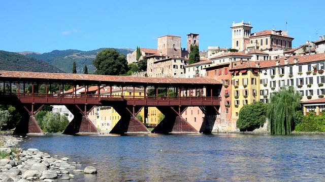 bassano ponte degli alpini provincia di vicenza