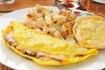 Mushroom omelet with potatoes O'brian
