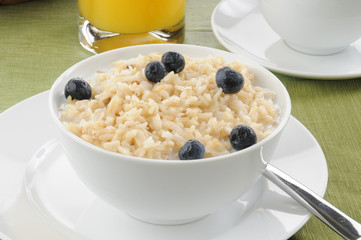 rice and milk with blueberries