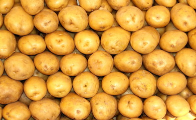 Potatoes on the counter in the market