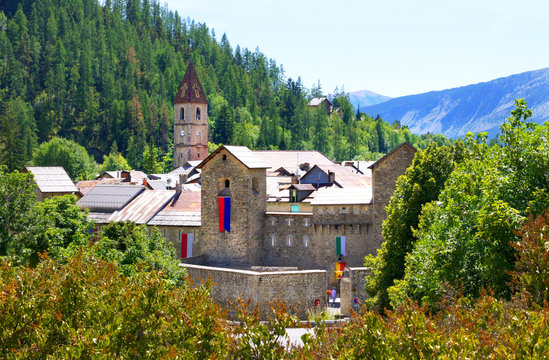 villes de Colmars les Alpes