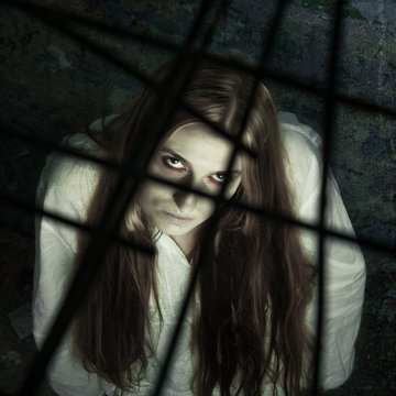 zombie girl behind lattice