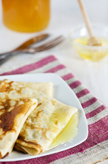 Pancakes with honey