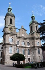 Fototapeta na wymiar St Jacob Cathedral (Domkirche) w Innsbruck, Austria