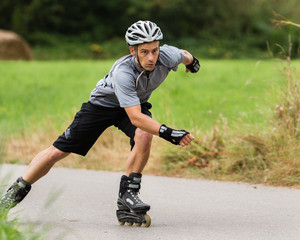 Sportler auf Inline-Skates © Stefan Schurr