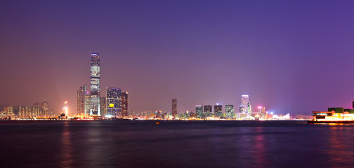 kowloon at night