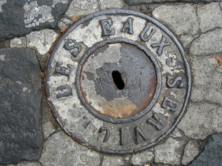 plaque ronde eaux